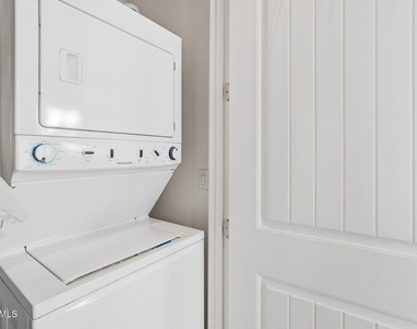 1367 S Country Club Drive - Photo Thumbnail 36