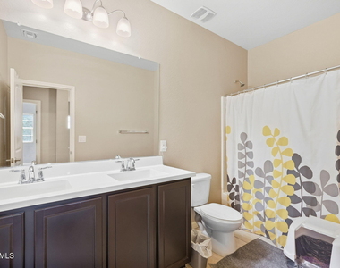 1367 S Country Club Drive - Photo Thumbnail 34