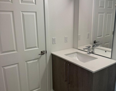 13800 Sw 264th Street - Photo Thumbnail 7