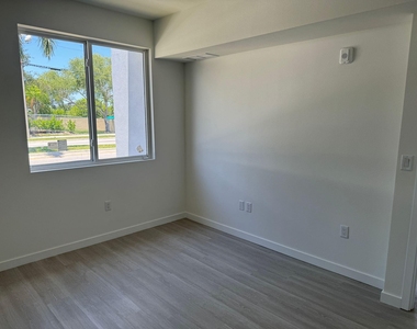 13800 Sw 264th Street - Photo Thumbnail 12