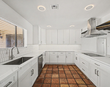 17305 E San Marcus Drive - Photo Thumbnail 11