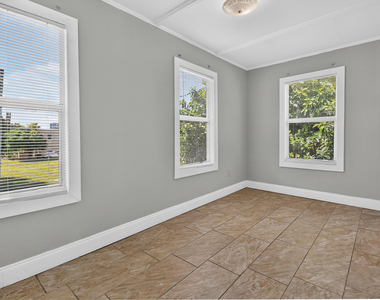 885 7th Street - Photo Thumbnail 26