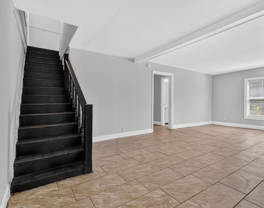 885 7th Street - Photo Thumbnail 5