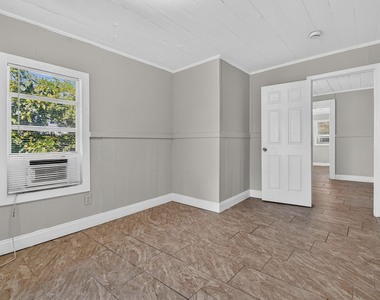 885 7th Street - Photo Thumbnail 24