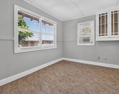 885 7th Street - Photo Thumbnail 27