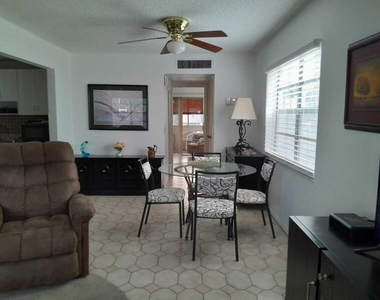 407 Piedmont I - Photo Thumbnail 2