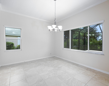 421 Sw Crabapple Cove - Photo Thumbnail 12