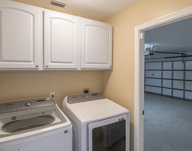 421 Sw Crabapple Cove - Photo Thumbnail 26