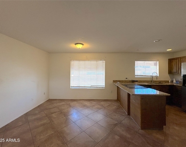 6103 S College Avenue - Photo Thumbnail 7