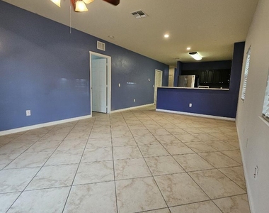 2957 Saginaw Avenue - Photo Thumbnail 5