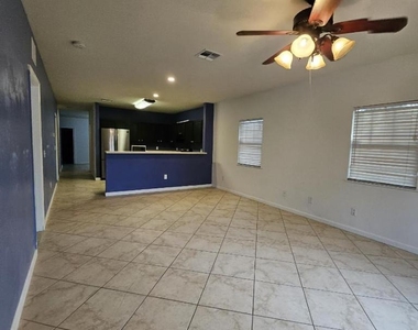 2957 Saginaw Avenue - Photo Thumbnail 6