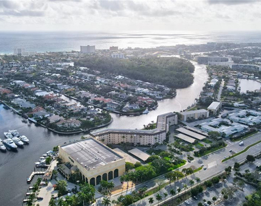 222 N Federal Highway - Photo Thumbnail 1