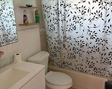 6205 Rodman Street - Photo Thumbnail 4