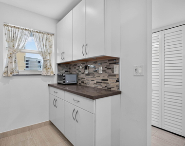1391 S Ocean Boulevard - Photo Thumbnail 8
