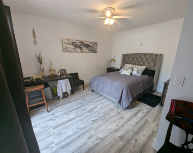 1770 Yellowheart Way - Photo Thumbnail 15