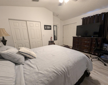 1770 Yellowheart Way - Photo Thumbnail 24