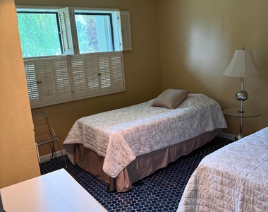 4832 Esedra Court - Photo Thumbnail 17