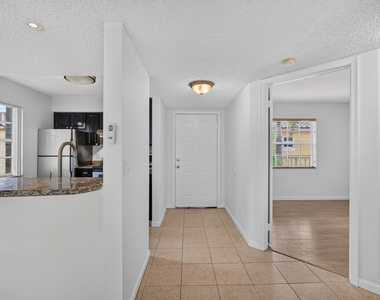 1120 Lake Shore Drive - Photo Thumbnail 2