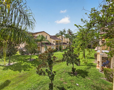 1120 Lake Shore Drive - Photo Thumbnail 26