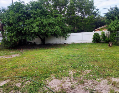 2549 Nw 4th Court - Photo Thumbnail 8