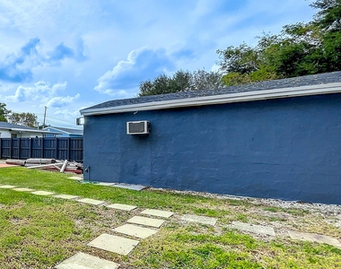 2649 Johnson Street - Photo Thumbnail 5