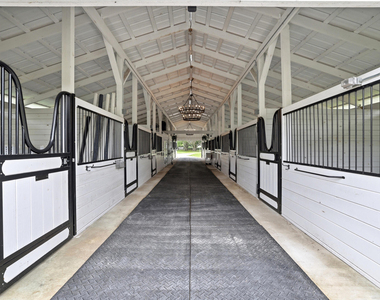 785 Cindy Drive - Photo Thumbnail 26