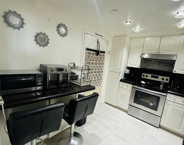 13155 Ixora Court - Photo Thumbnail 10