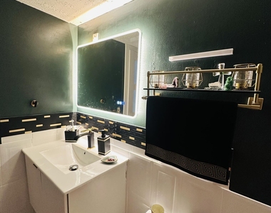 13155 Ixora Court - Photo Thumbnail 8