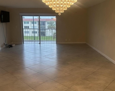 291 S Hollybrook Drive - Photo Thumbnail 5