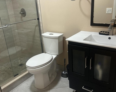 291 S Hollybrook Drive - Photo Thumbnail 18