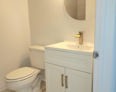 11684 Nw 39th Street - Photo Thumbnail 9