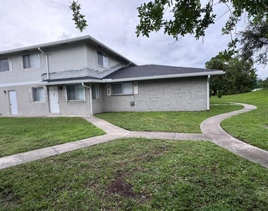 208 E Tiffany Drive - Photo Thumbnail 1