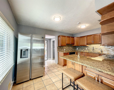 2649 Johnson Street - Photo Thumbnail 22
