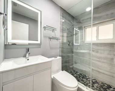 2649 Johnson Street - Photo Thumbnail 4