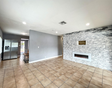 2649 Johnson Street - Photo Thumbnail 21