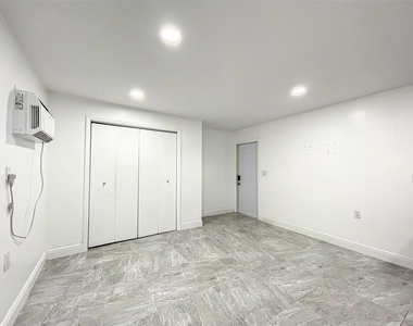 2649 Johnson Street - Photo Thumbnail 43