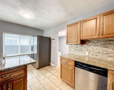 2649 Johnson Street - Photo Thumbnail 23