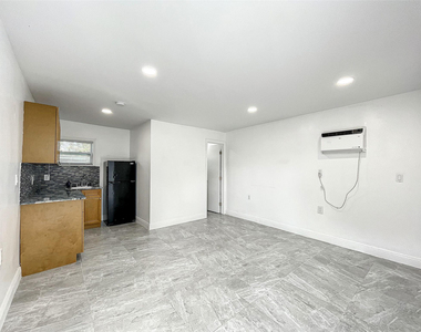 2649 Johnson Street - Photo Thumbnail 41