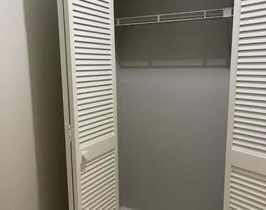 1407 White Pine Drive - Photo Thumbnail 11