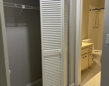 1407 White Pine Drive - Photo Thumbnail 14