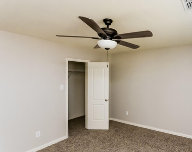 1343 Barrel Drive - Photo Thumbnail 14