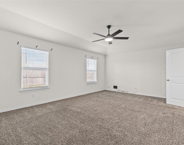 110 Alydar Lane - Photo Thumbnail 23