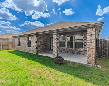 110 Alydar Lane - Photo Thumbnail 3