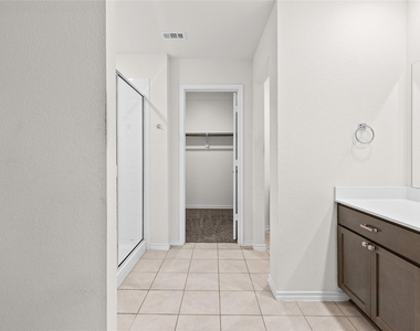 110 Alydar Lane - Photo Thumbnail 26