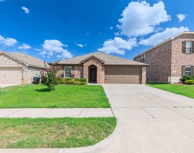 110 Alydar Lane - Photo Thumbnail 1