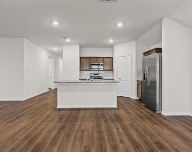 110 Alydar Lane - Photo Thumbnail 22