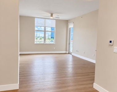511 Se 5th Avenue - Photo Thumbnail 12