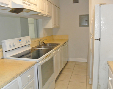 4471 Treehouse Lane - Photo Thumbnail 2