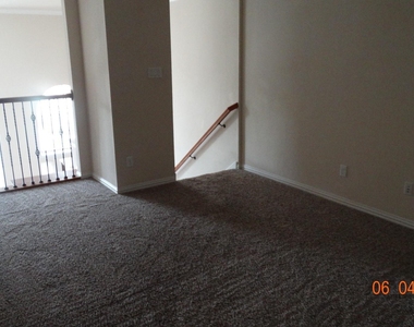 3412 Porter Creek - Photo Thumbnail 6