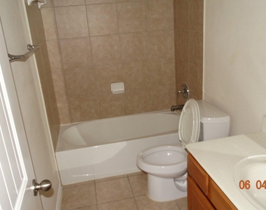 3412 Porter Creek - Photo Thumbnail 12